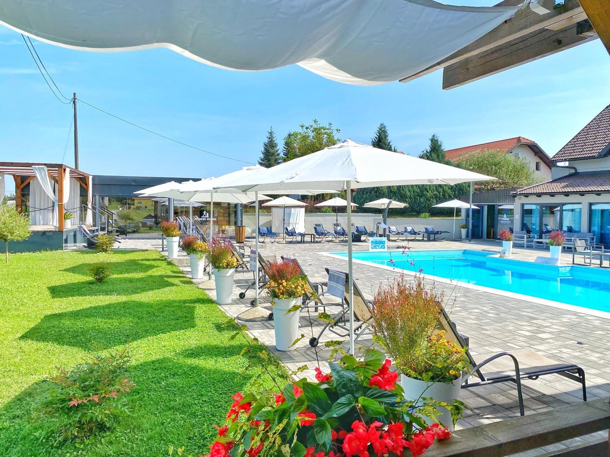 16 Lakes Guesthouse 그라보바츠 외부 사진